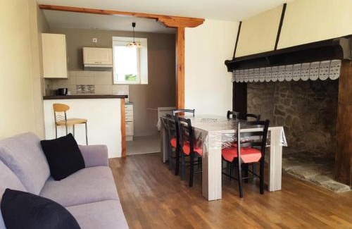 Alleyrat Appartement | Gîte de France à Alleyrat 3 épis - Gîte de France 4 personnes MAE-9324