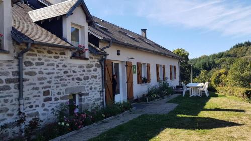 Bonnefond Appartement | Gîte de France à Bonnefond 3 épis - Gîte de France 6 personnes MAE-9754