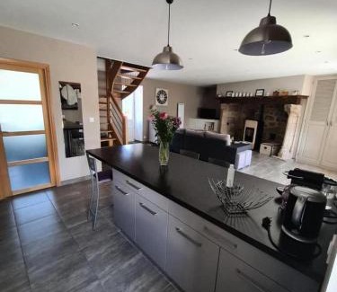 Chapelle-Spinasse Appartement | Gîte de France à Chapelle-Spinasse 3 épis - Gîte de France 4 personnes MAE-0104