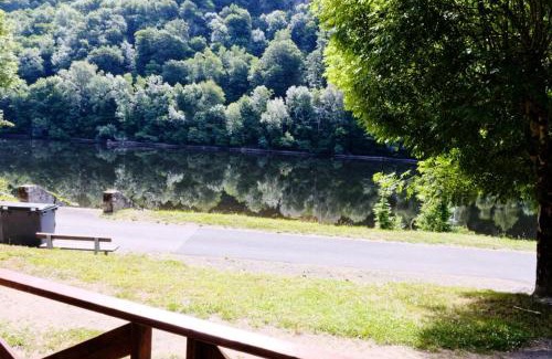 Laval-sur-Luzege Appartement | Gîte de France Chalet - Gîte de France 4 personnes MAE-6504