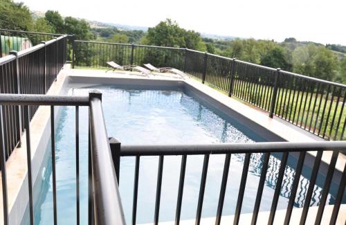 Bassin de Brive Appartement | Gîte de France De chapdevialle la croisée des vents 4 épis - Gîte de France 12 personnes MAE-0064