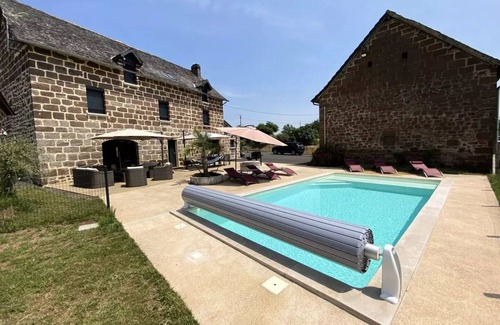 Saint-Cyr-la-Roche Villa | Gîte de France 8 personnes