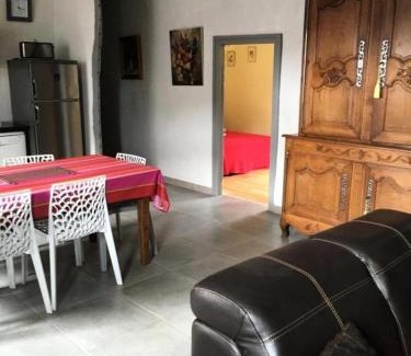 Saint-Solve Appartement | Gîte de France Gîte la chapelle 3 épis - Gîte de France 6 personnes MAE-8904