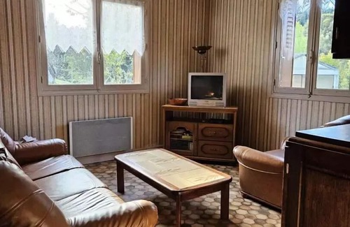 Eygurande Villa | Gîte de France 4 personnes