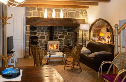 Gimel-les-Cascades Appartement | Gîte de France La rapiette 3 épis - Gîte de France 4 personnes MAE-3701