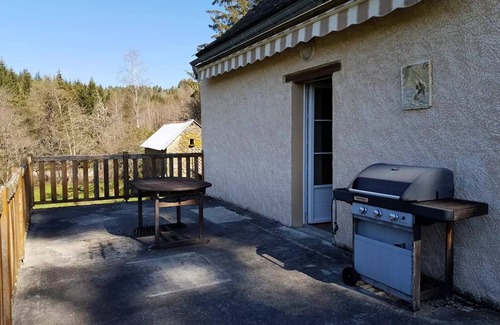Soursac Villa | Gîte de France 2 personnes