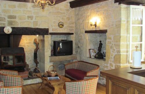 Saint-Robert Appartement | Gîte de France Le colibri 2 épis - Gîte de France 6 personnes MAE-9894