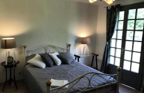 Saint-Merd-de-Lapleau Appartement | Gîte de France Le rouzeyrol 3 épis - Gîte de France 12 personnes MAE-9674