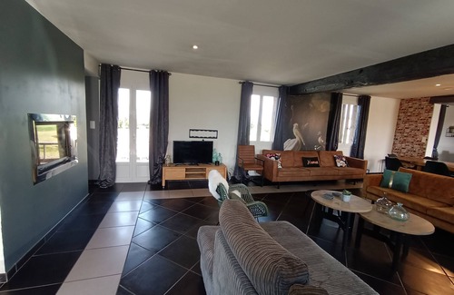 Montbray Maison | Gîte de Groupe 15 Pers Au Cœur de la Manche