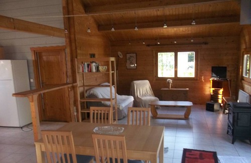 Chatillon-sur-Broue Maison | Gîte de l'étanchée