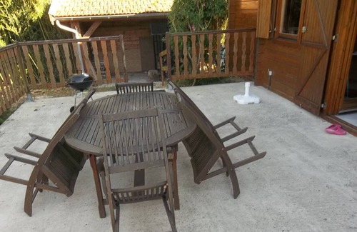 Chatillon-sur-Broue Maison | Gîte de l'étanchée