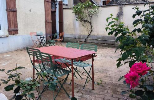 Remalard-en-Perche Maison | Gîte de l'épure avec patio