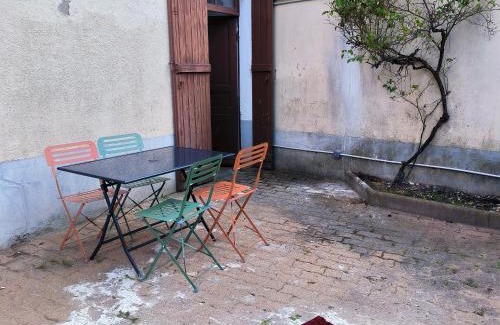 Remalard-en-Perche Maison | Gîte de l'épure avec patio