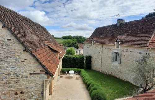 Saint-Cirq-Souillaguet Maison | Gîte de l'Ane Papillon-3 chb- piscine-jardin