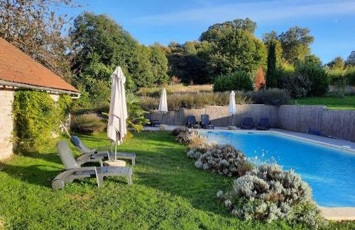 Saint-Cirq-Souillaguet Maison | Gîte de l'Ane Papillon-3 chb- piscine-jardin
