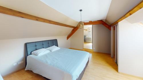 Mons Maison | Gîte de L'obourg-joie