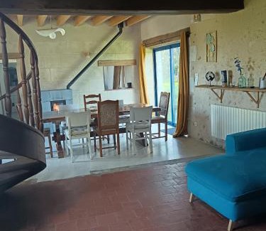 Lhomme Maison | Gîte de l'oeillet