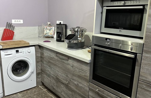 Saint-Diery Maison | Gîte de la Bichonette Accessible en Fauteuils. Animaux de Compagnie Acceptés