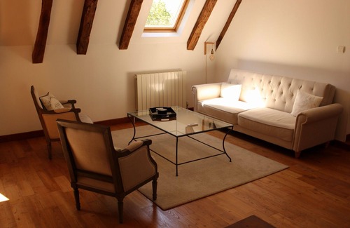 Labastide-Murat Maison | Gîte de La Devèze - salle de cinéma privée - accueil chevaux