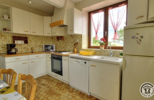 Bessenay Maison | Gîte de la Faneuse - BESSENAY