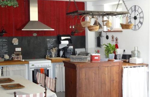 Coulonges-sur-l'Autize Maison | Gîte de la Villa André