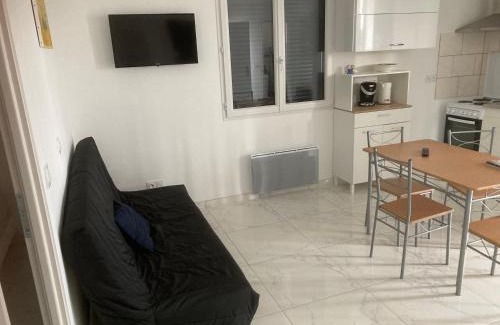 Chatillon-sur-Broue Maison | gîte de la loge