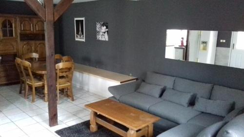 Dontrien Maison | Gîte de la Py