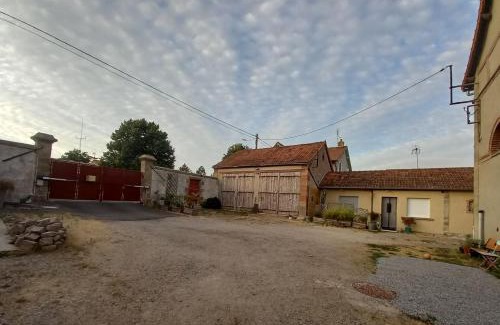 Souvigny Maison | Gîte de la Queune 4 pers