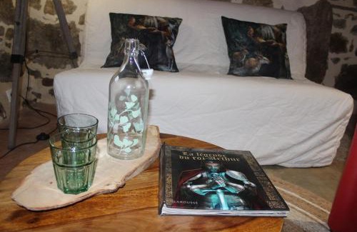 Maure-de-Bretagne Appartement | Gîte de Merlin l 'enchanteur