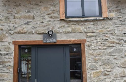 Sailhan Chalet De Ski | Gîte de montagne Le Lustou
