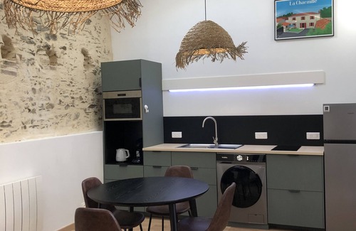 La Copechagniere Appartement | Gîte de vacances La Charmille - Côté Cour
