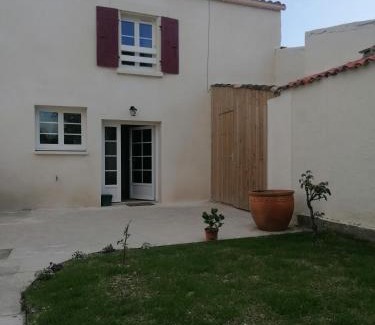 Saint-Medard-d'Aunis Maison | Gîte des Abeilles