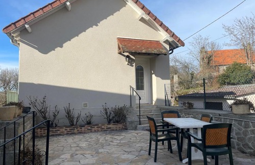 Moutier-Rozeille Maison | Gîte des Buis