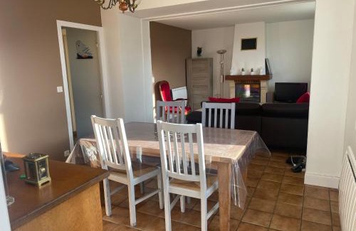 Moutier-Rozeille Maison | Gîte des Buis