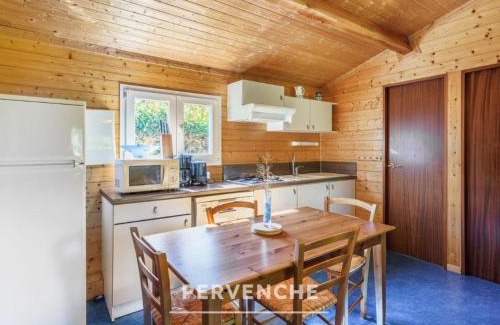 Saint-Prix Maison | Gîte des fleurs - 5 Chalets