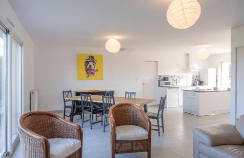 Mesanger Maison | gîte des Maraires