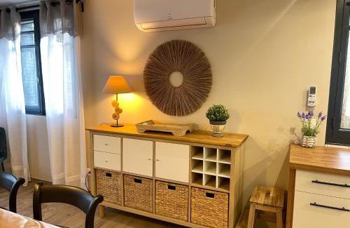 Pouzilhac Maison | Gîte des Papillons & Brocante