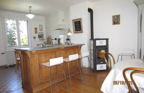 Doucier Maison | Gîte des trois Lacs - Cascade du Hérisson - Lac de Chalain - Jura
