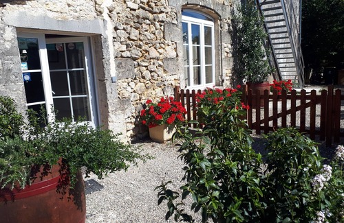 Cubnezais Maison | Gîte Domaine de La Gravette