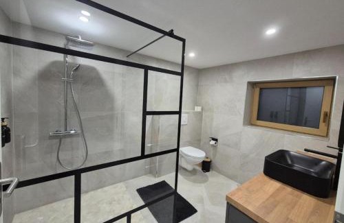 Landser Chalet De Ski | Gîte du Château - Jaccuzzi