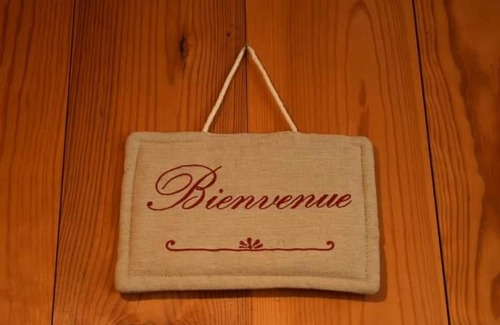Sainte-Ode Appartement | Gîte du cheval blanc d'Houmont