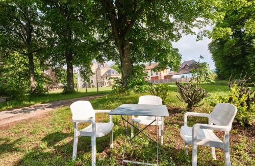 Saint-Geoire-en-Valdaine Appartement | Gîte du Château St Geoire Véronique