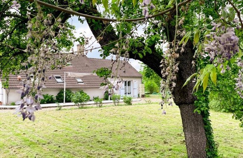 Thoury Cottage | Gîte du Marais - Near Chambord, Wifi, Pets allowed, Private parking