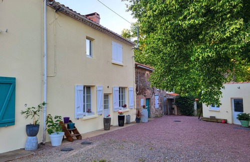 Talmont-Saint-Hilaire Cottage | Gîte du Paradis Perdu, Medeina, à Talmont-Saint-Hilaire