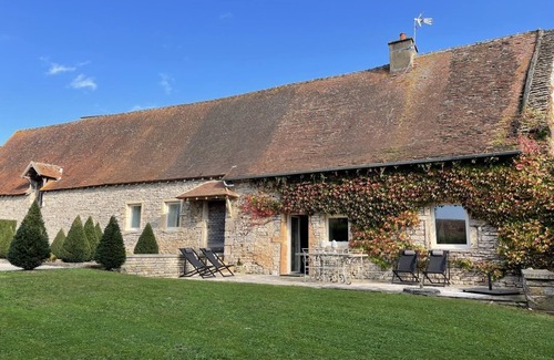 Fragnes Maison | Gîte du Prieuré de Saint-Hippolyte