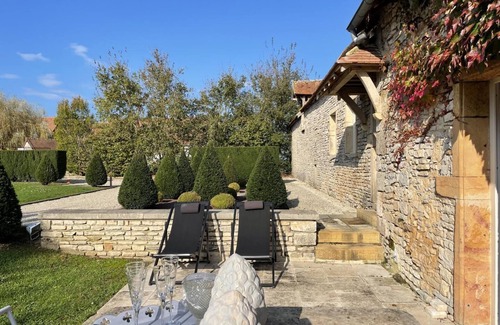Fragnes Maison | Gîte du Prieuré de Saint-Hippolyte