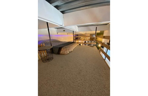 Toucy Appartement | Gîte du Silo Loft atypique spa&piscine couverte