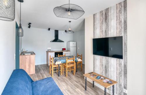 Montreuil-Bellay Appartement | Gîte du Thouet - Appt avec piscine partagée