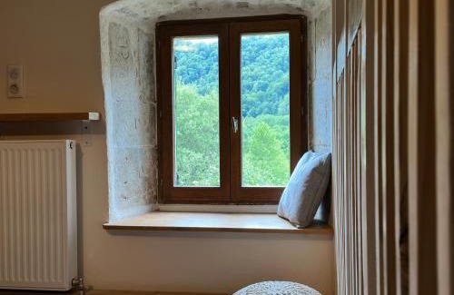 Menetrux-en-Joux Maison | Gîte du Val