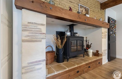 Le Castera Maison | Gîte En Magnet - LE CASTERA